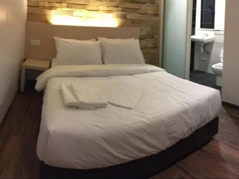 H Hotel Segamat Kültér fotó
